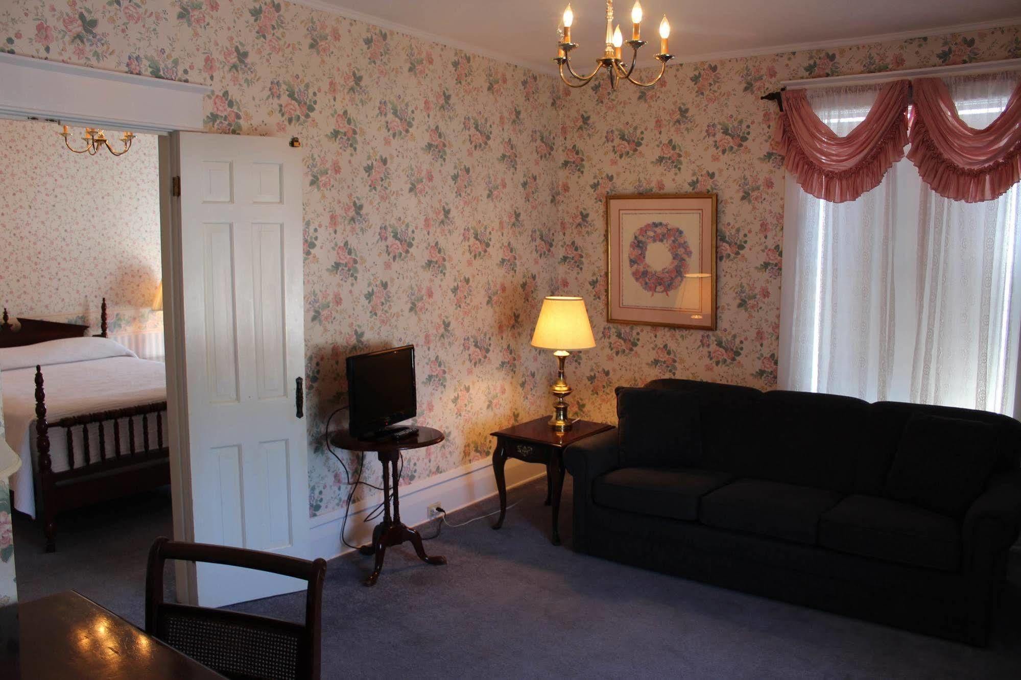 White Inn Fredonia ภายนอก รูปภาพ
