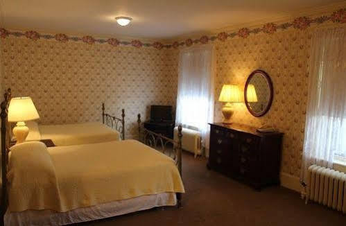White Inn Fredonia ภายนอก รูปภาพ